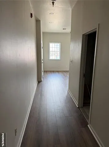 250 Park Ave #1 — Photo 6