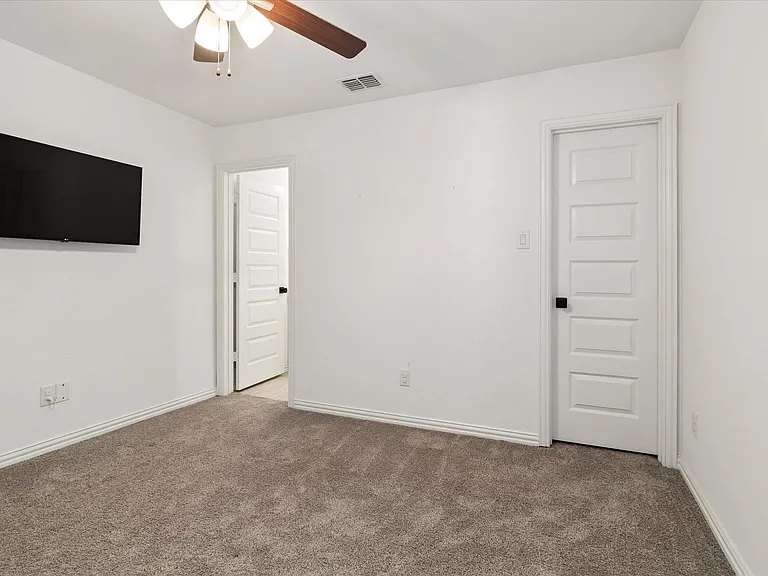 10032 Travis Dr — Photo 18