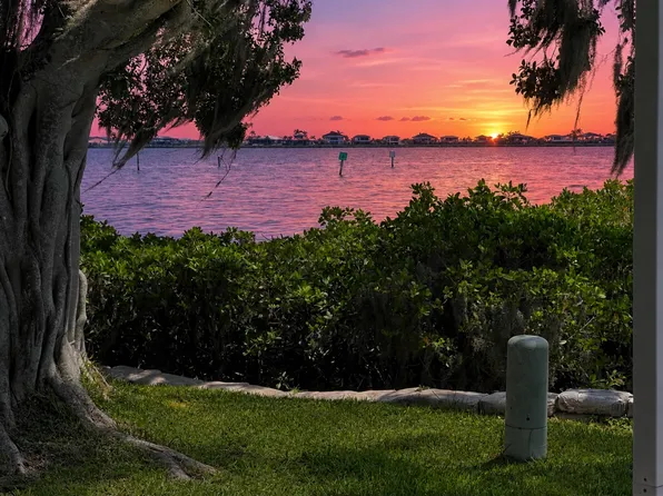 187 Denmark Dr, Ellenton, FL 34222