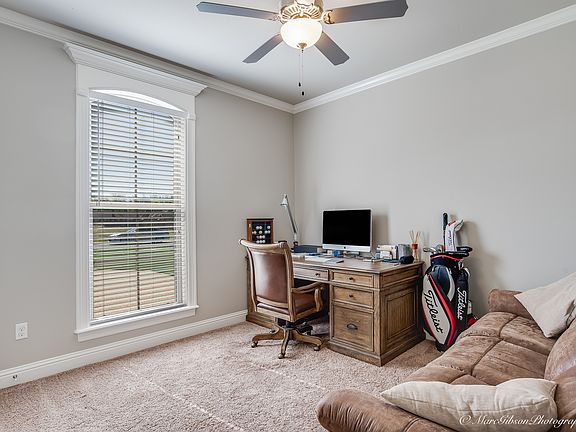 5th image of 227 Arrowhead Dr