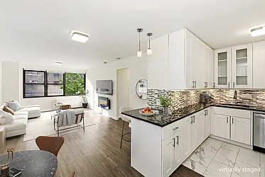 305 East 40th Street