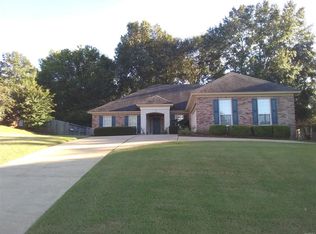 648 Larkin Ln, Montgomery, AL 36109