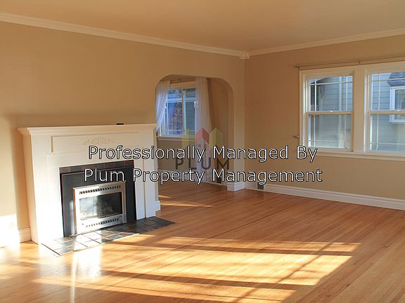 3rd image of 136 E Kent Ave