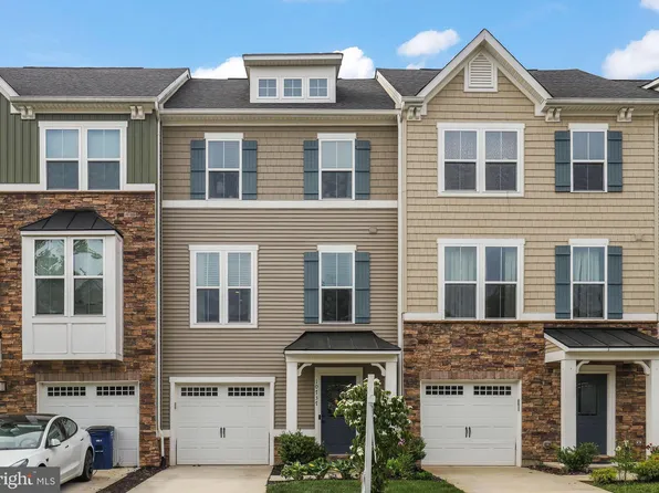 10737 Hinton Way, Manassas, VA 20112