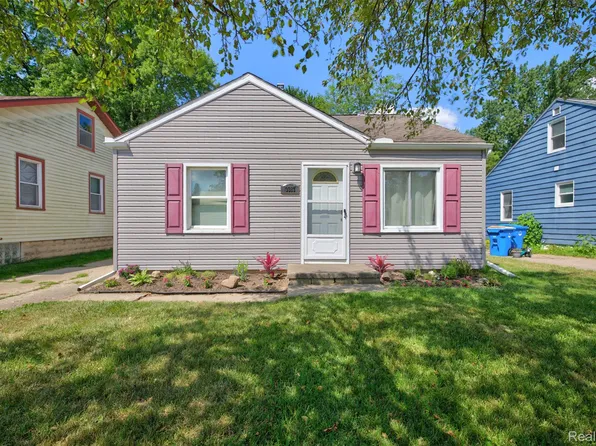 3387 Curwood St, Waterford, MI 48329