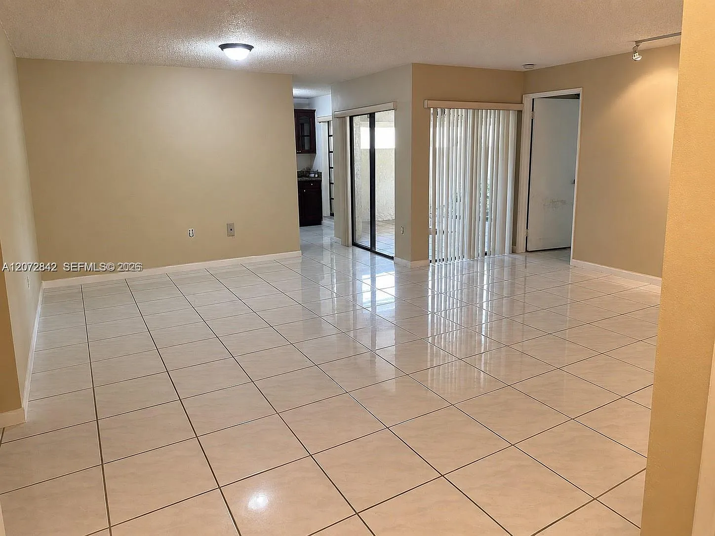 Kenland Bend North Condo — Photo 2