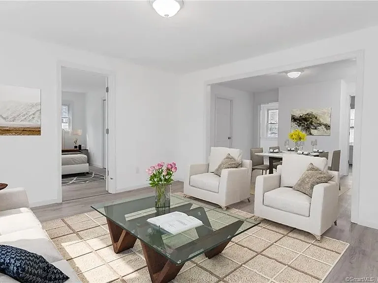 33 William St #2 — Photo 1