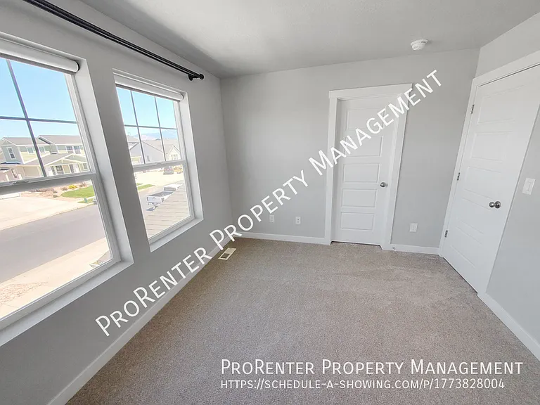1509 W 450 S — Photo 28