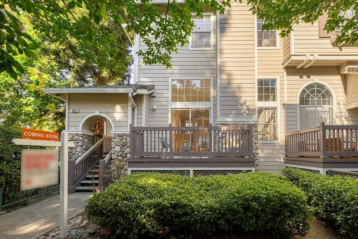 3 bed, 2.5 bath, 1651 sqft, $4,500 — Photo 1