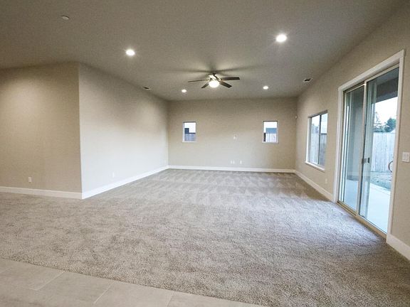 4th image of 1241 Heavenly Cir