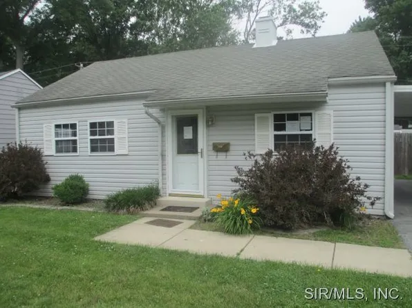 1104 Bel Aire Dr, Belleville, IL 62220