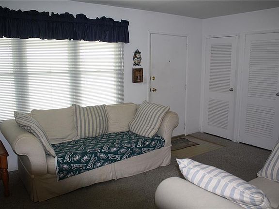 3rd image of 5026 W 30th St