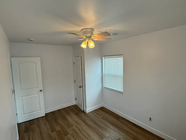 2229 Obama Blvd — Photo 19