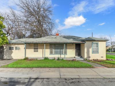 2253 24th Ave, Sacramento, CA, 95822