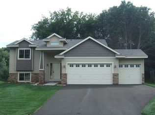 26506 8th St W, Zimmerman, MN 55398