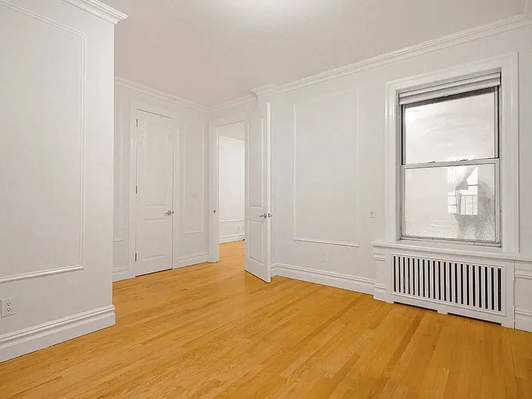 76 W 86th St #3F — Photo 6