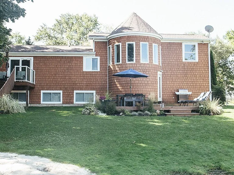 1255 Paul Blvd — Photo 14