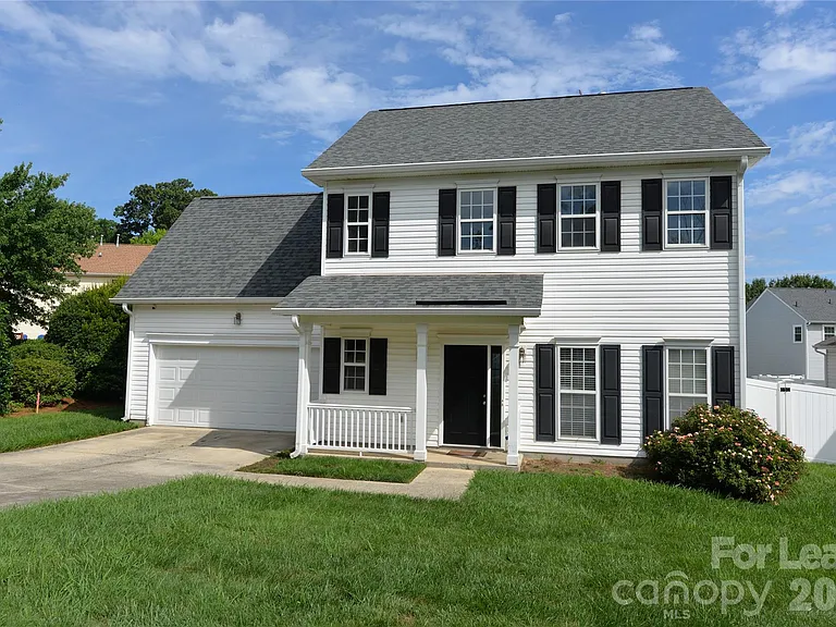 12531 Deaton Hill Dr — Photo 2