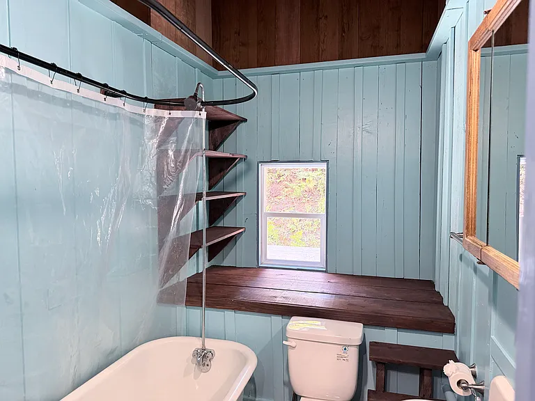 133 Western Ave — Photo 11