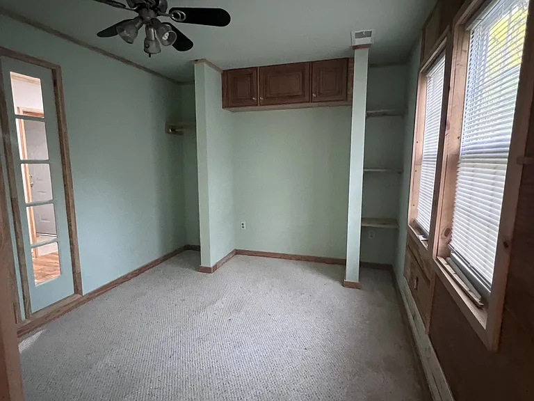2040 Cambridge Ave — Photo 5