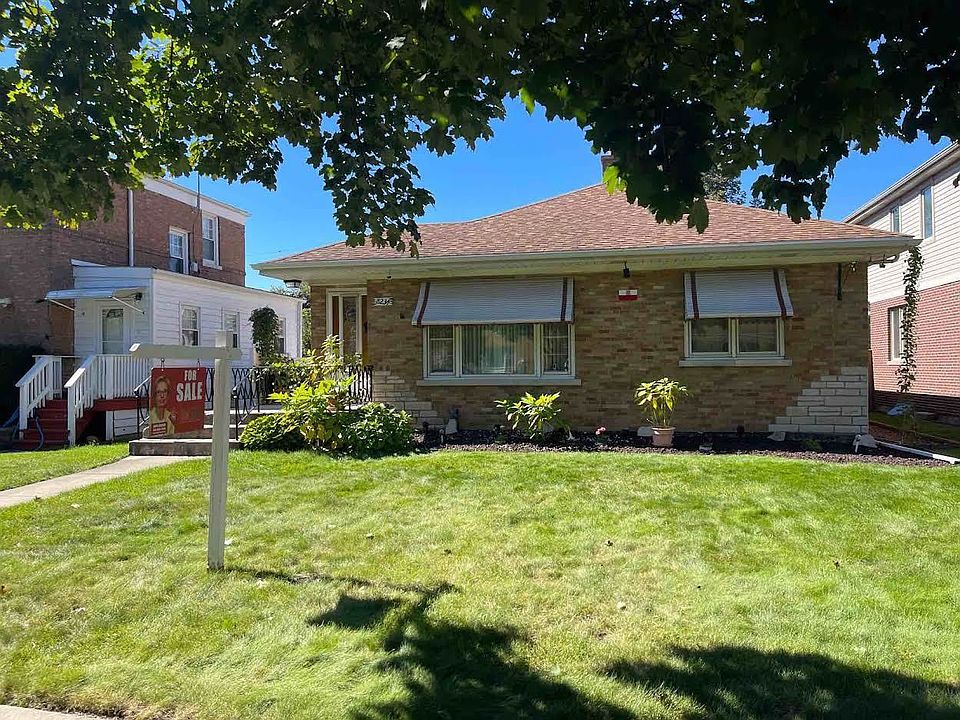 1st image of 8234 N Oleander Ave