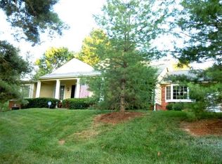 15632 Hedgeford Ct, Chesterfield, MO 63017