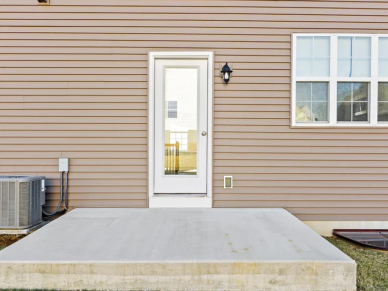 577 Brook Shire Ct — Photo 11