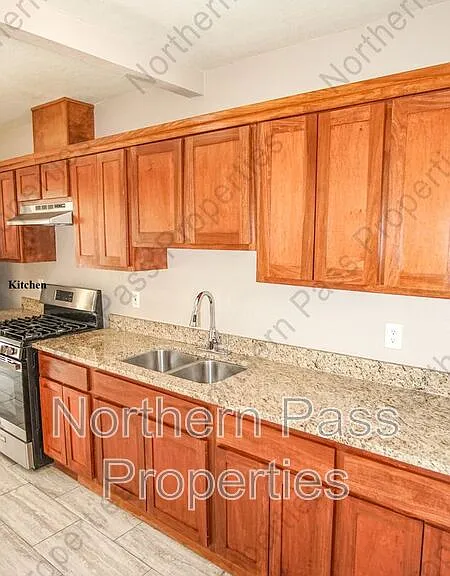 7320 Dale Rd #MAIN HOUSE — Photo 9