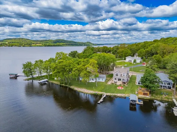 W11601 Demynck Rd, Lodi, WI 53555