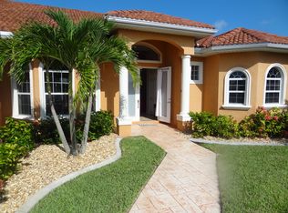 3842 SW 19th Pl, Cape Coral, FL 33914