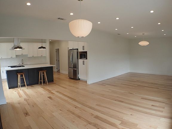 Open living/dining/kitchen