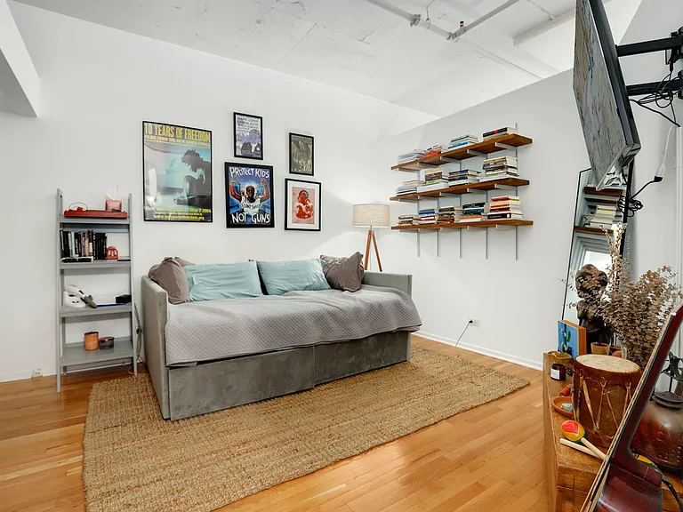 1530 S State St #16M — Photo 16