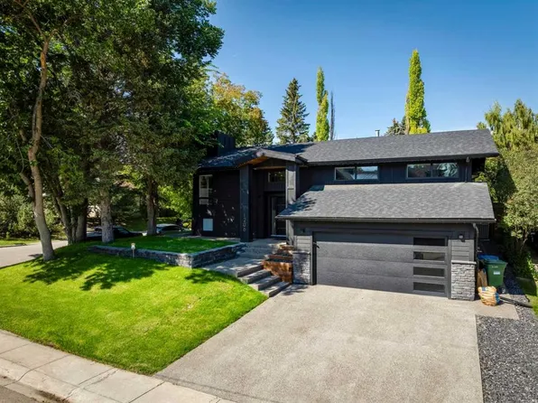 1206 S Varsity Estates Rd NW, Calgary, AB T3B 2X2