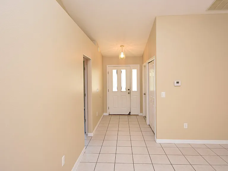 33 Lloyd Trl #B — Photo 2