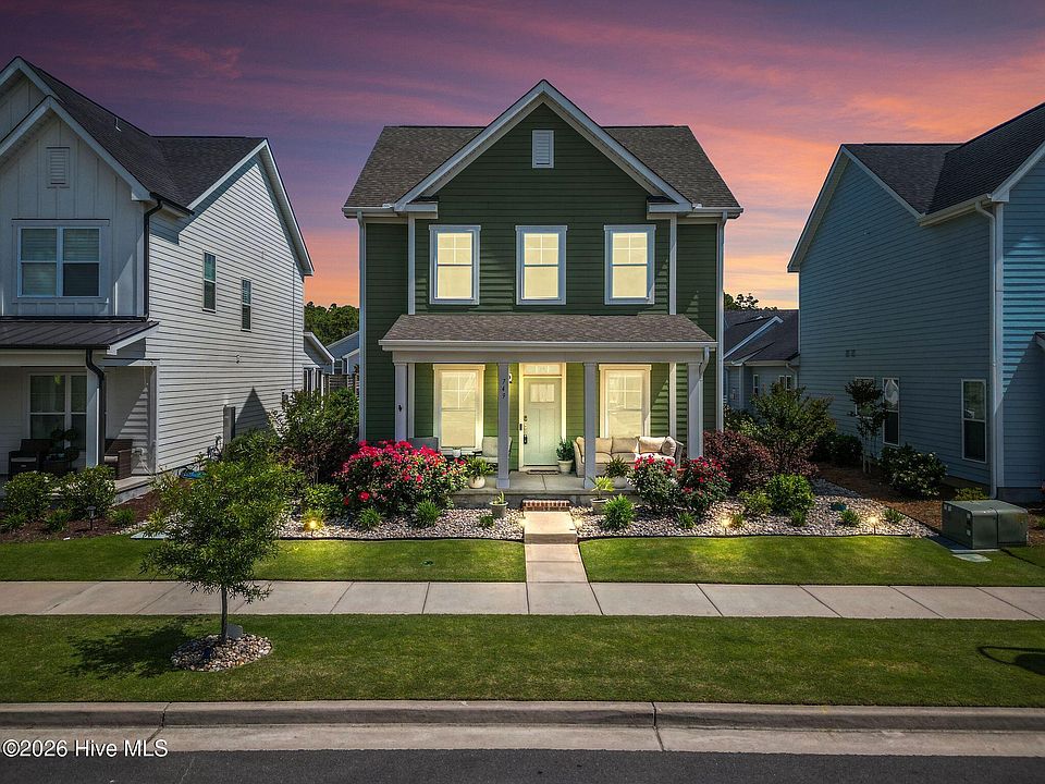 1st image of 749 Edgerton Drive
