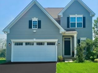 22 Oakwood Blvd BUILDING 22, Hampton, NJ 08827