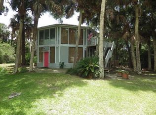 612 Pompano Rd, Edisto Island, SC 29438
