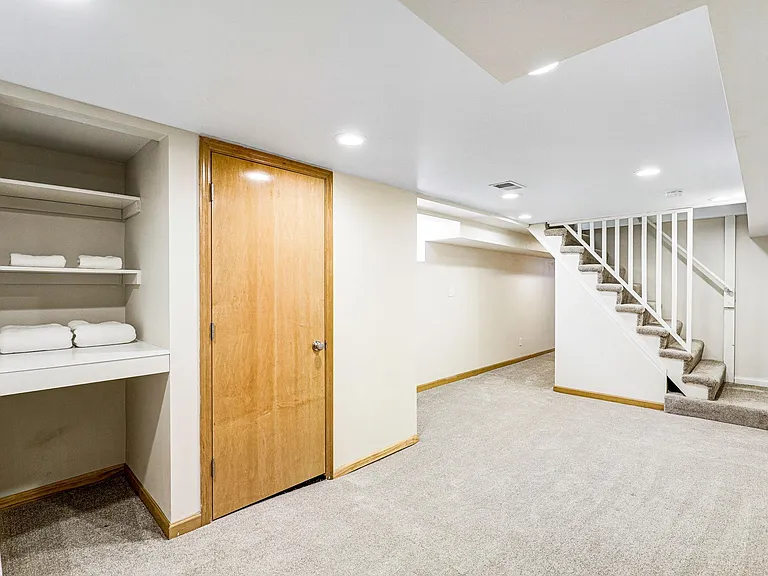 1267 Saint Clair Ave #WEST — Photo 17