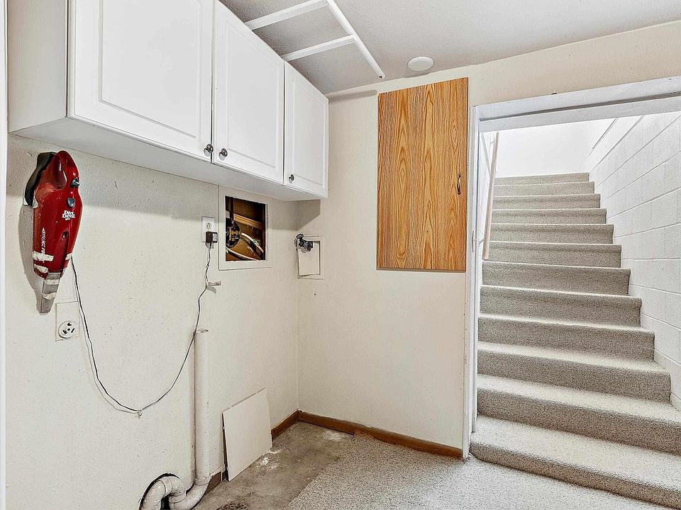 1st image of 202 Saint Francis St
