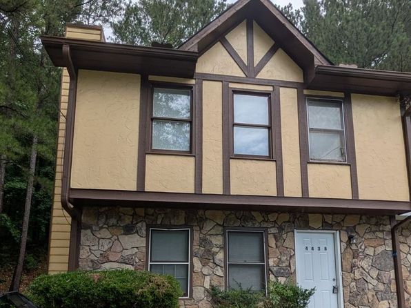 4438 Coopers Creek Dr SE