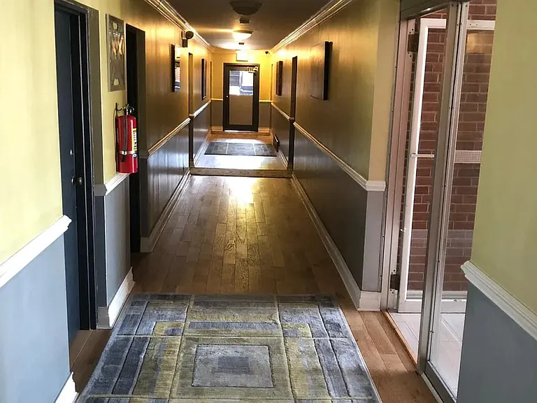 710 Washington Blvd #3 — Photo 5