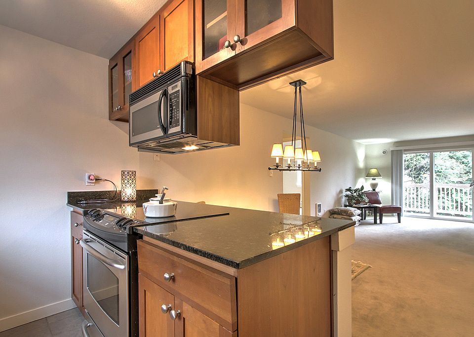 1st image of 14225 NE 181st Pl Unit Q201