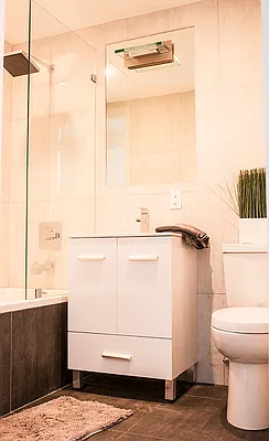 Sold by Loketch Group | media 19