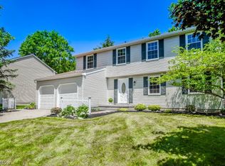 989 Lancaster Dr, Medina, OH 44256