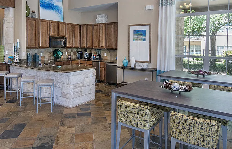 Arboleda Apartment Homes — Photo 1