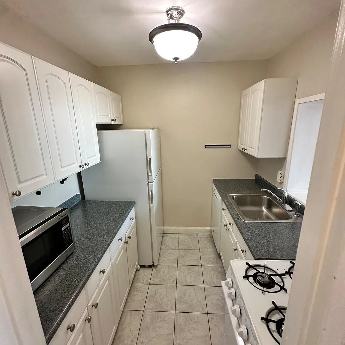 1 bed, 1.0 bath, 514 sqft, $2,100 — Photo 4