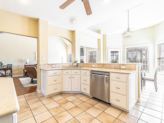 2nd image of 2604 SE 7th Ct