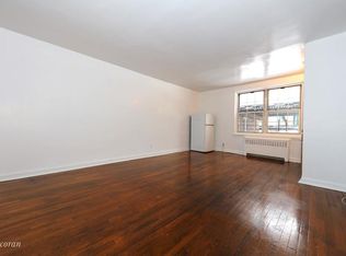 13616 222nd St APT 11B, Laurelton, NY 11413