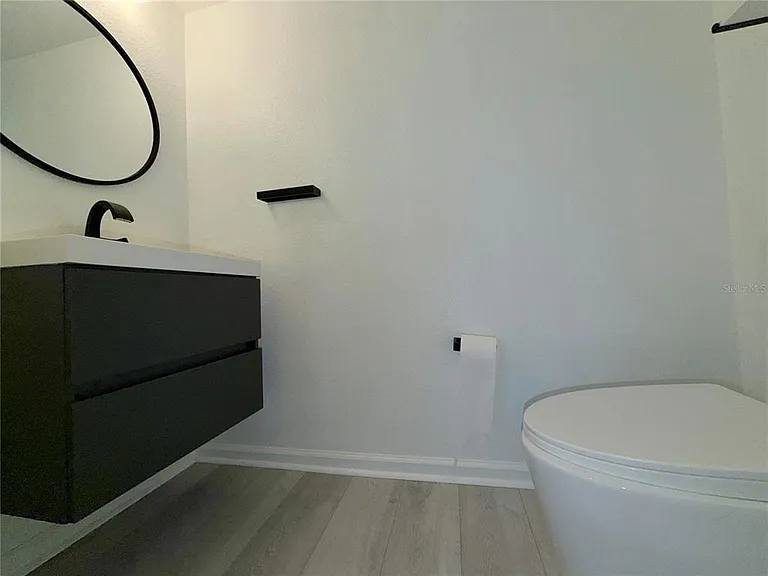 3707 Pine Cone Cir — Photo 8