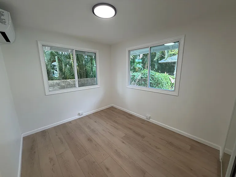735 Isenberg St — Photo 5